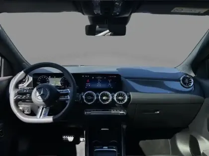 Photo 10 Mercedes GLA 200 d AMG Line