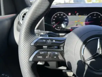 Photo 11 Mercedes GLA 200 d AMG Line