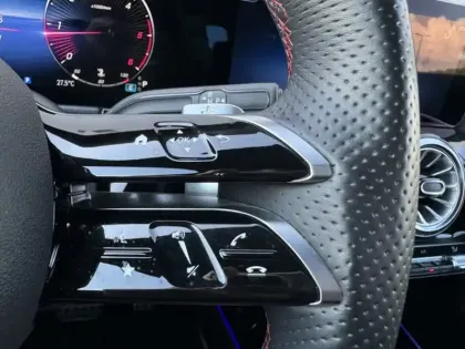 Photo 27 Mercedes GLA 200 d AMG Line