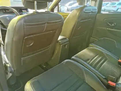 Photo 15 Renault Scenic Grand Bose 1.2 TCE 130 7 Place