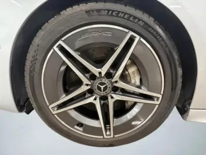 Photo 8 Mercedes Classe C 200 d AMG Line