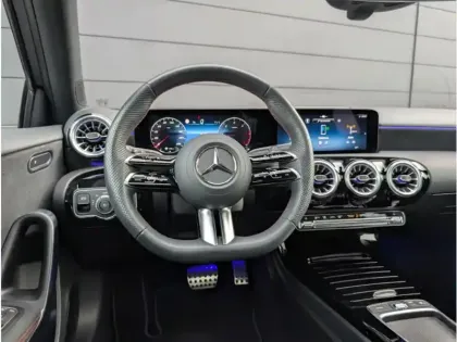 Photo 11 Mercedes Classe A Gén. IV (W177) Ph2 AMG Line 5