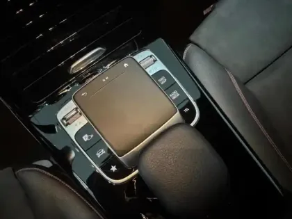 Photo 14 Mercedes Classe A 180 AMG Line