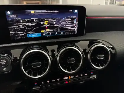 Photo 11 Mercedes Classe A 180 AMG Line