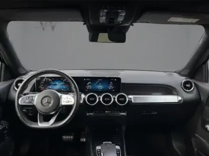 Photo 20 Mercedes GLB 200 AMG Line