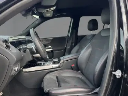 Photo 5 Mercedes GLB 200 AMG Line