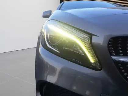 Photo 12 Mercedes Classe A A 200 d Intuition