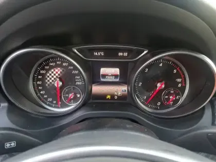 Photo 14 Mercedes Classe A A 200 d Intuition