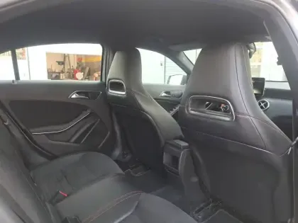 Photo 17 Mercedes Classe A A 200 d Intuition