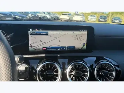 Photo 17 Mercedes Classe A 250 e Hybrid EQ AMG Line