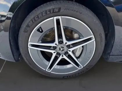 Photo 23 Mercedes Classe C  300 e Hybrid EQ Berli