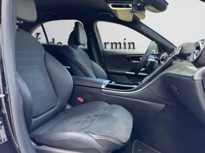 Photo 16 Mercedes Classe C  300 e Hybrid EQ Berli