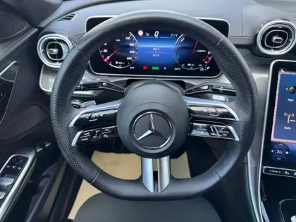 Photo 9 Mercedes Classe C  300 e Hybrid EQ Berli