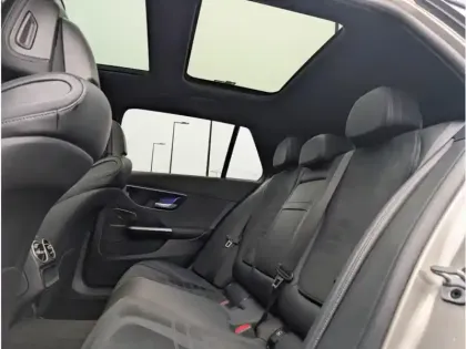 Photo 12 Mercedes Classe C Gén. V (S206) Ph1 AMG Line 5