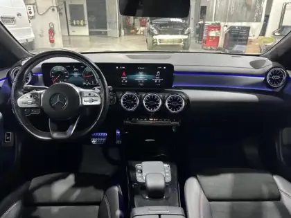 Photo 22 Mercedes CLA  220 d Coupé AMG Line