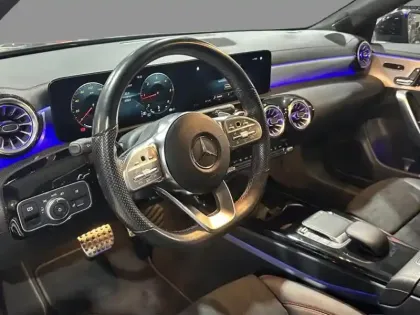 Photo 17 Mercedes CLA  220 d Coupé AMG Line