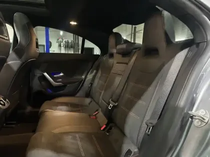 Photo 21 Mercedes CLA  220 d Coupé AMG Line