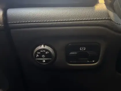 Photo Mercedes Eqe Eqe 500 4matic Suv Amg Line