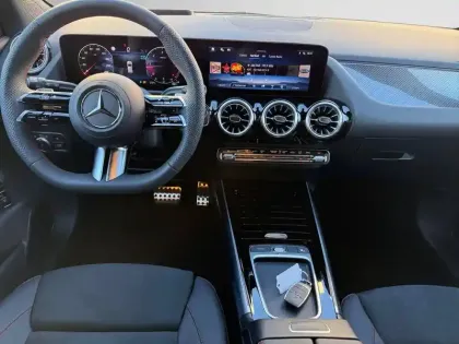 Photo 22 Mercedes GLA Gén. II (H247) Ph2 AMG Line 5