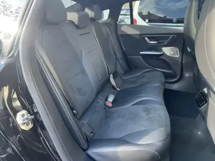 Photo 15 Mercedes Classe E EQE 300 AMG Line