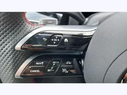 Photo 25 Mercedes Classe A 250 e Hybrid EQ 