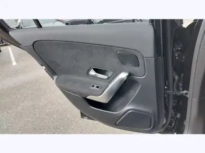 Photo 16 Mercedes Classe A 250 e Hybrid EQ 