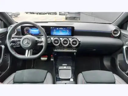 Photo 10 Mercedes Classe A 250 e Hybrid EQ 