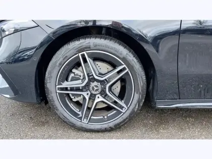 Photo 8 Mercedes Classe A 250 e Hybrid EQ 