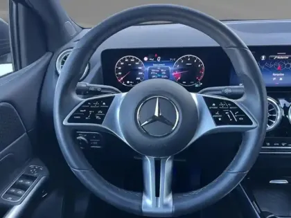 Photo 6 Mercedes Classe B Gén. III (W247) Ph2 Progressive Line 5