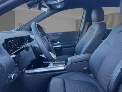 Photo 16 Mercedes Classe B Gén. III (W247) Ph2 Progressive Line 5