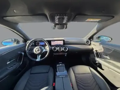 Photo 10 Mercedes Classe A 180 d Progressive Line