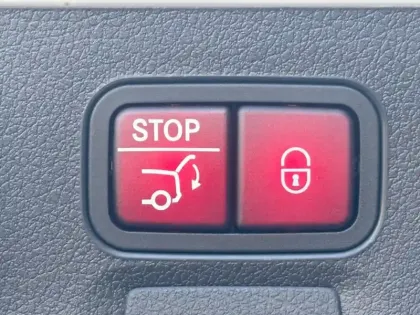 Photo 28 Mercedes CLA  250 e Hybrid EQ Shooting B