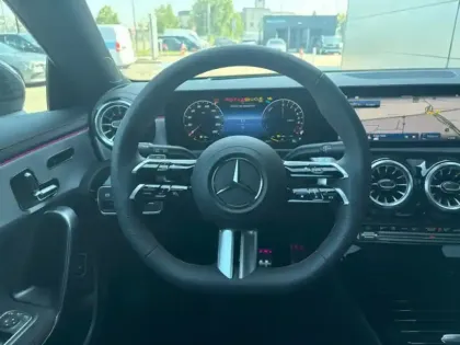 Photo 25 Mercedes CLA  250 e Hybrid EQ Shooting B