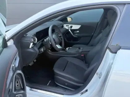 Photo 20 Mercedes CLA  250 e Hybrid EQ Shooting B