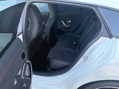 Photo 24 Mercedes CLA  250 e Hybrid EQ Shooting B