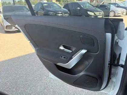 Photo 31 Mercedes CLA  250 e Hybrid EQ Shooting B