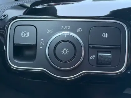 Photo 22 Mercedes CLA  250 e Hybrid EQ Shooting B