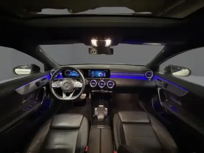 Photo 10 Mercedes Classe A 250 e AMG Line