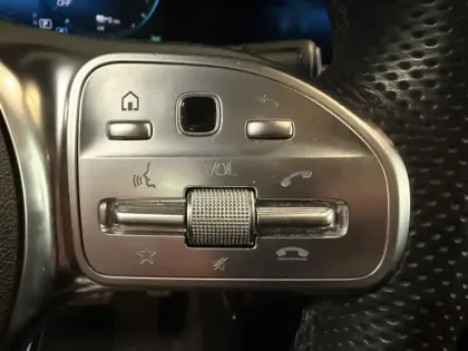 Photo 20 Mercedes Classe A 250 e AMG Line