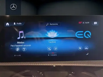 Photo 12 Mercedes Classe A 250 e AMG Line