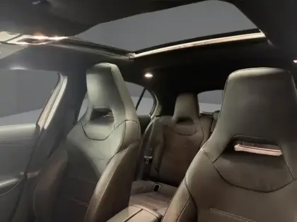 Photo 24 Mercedes Classe A 250 e AMG Line