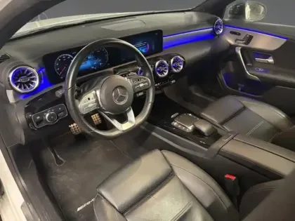 Photo 22 Mercedes Classe A 250 e AMG Line