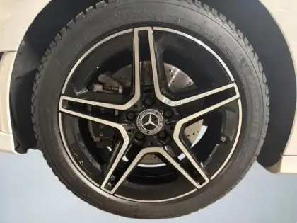 Photo 8 Mercedes Classe A 250 e AMG Line