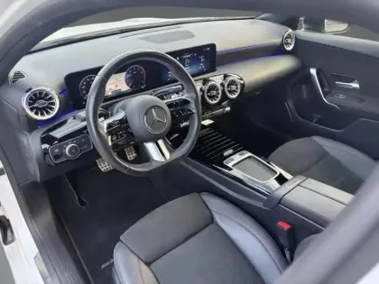 Photo 16 Mercedes Classe A 200 AMG Line