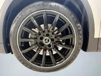 Photo 8 Mercedes GLA 200 d AMG Line