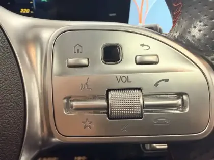 Photo 15 Mercedes GLA 200 d AMG Line