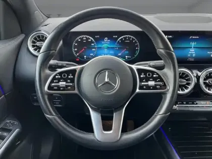 Photo 7 Mercedes GLA Gén. II (H247) Ph1 Business Line 5