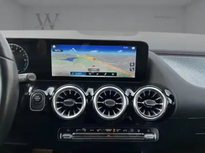 Photo 10 Mercedes GLA Gén. II (H247) Ph1 Business Line 5