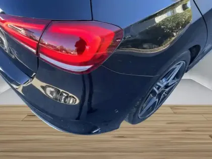 Photo 19 Mercedes Classe A 200 d AMG Line