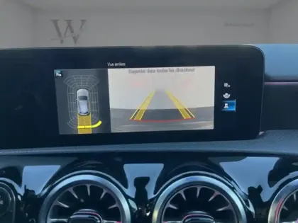 Photo 9 Mercedes Classe A 200 d AMG Line